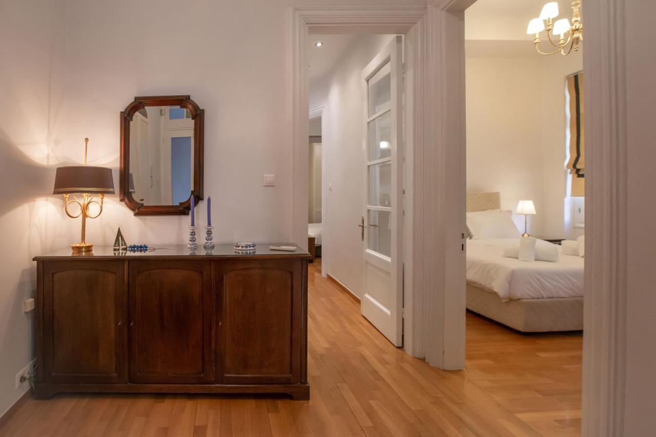 Neoclassical Apartment Close To Syntagma-Plaka By Ghh Athén Kültér fotó