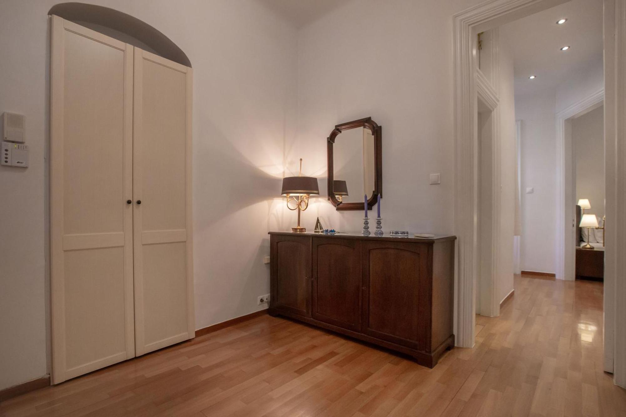 Neoclassical Apartment Close To Syntagma-Plaka By Ghh Athén Kültér fotó